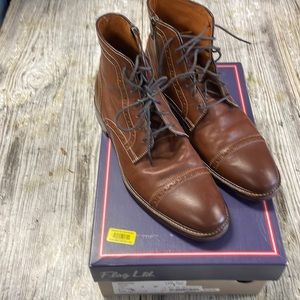 Johnson & Murphy Men's Boots Warner Cap Toe Zip Boot size 9m